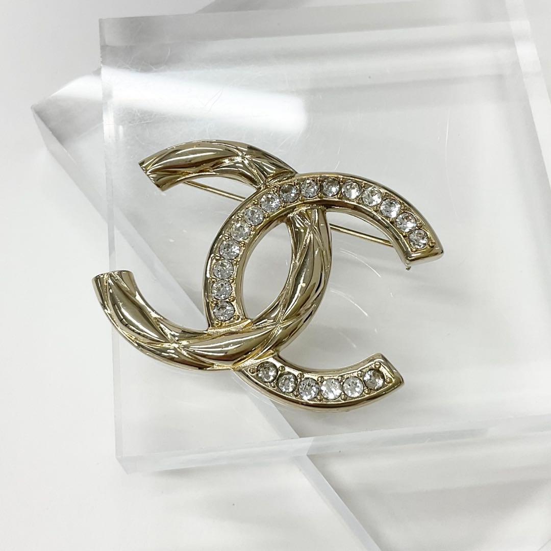 Chanel Brooch CC Logo Rhinestone Gold