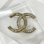 Chanel Brooch CC Logo Rhinestone Gold — view 2