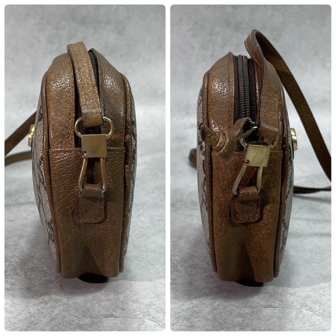 Gucci GG Shoulder Bag Brown Beige Logo Leather — view 6