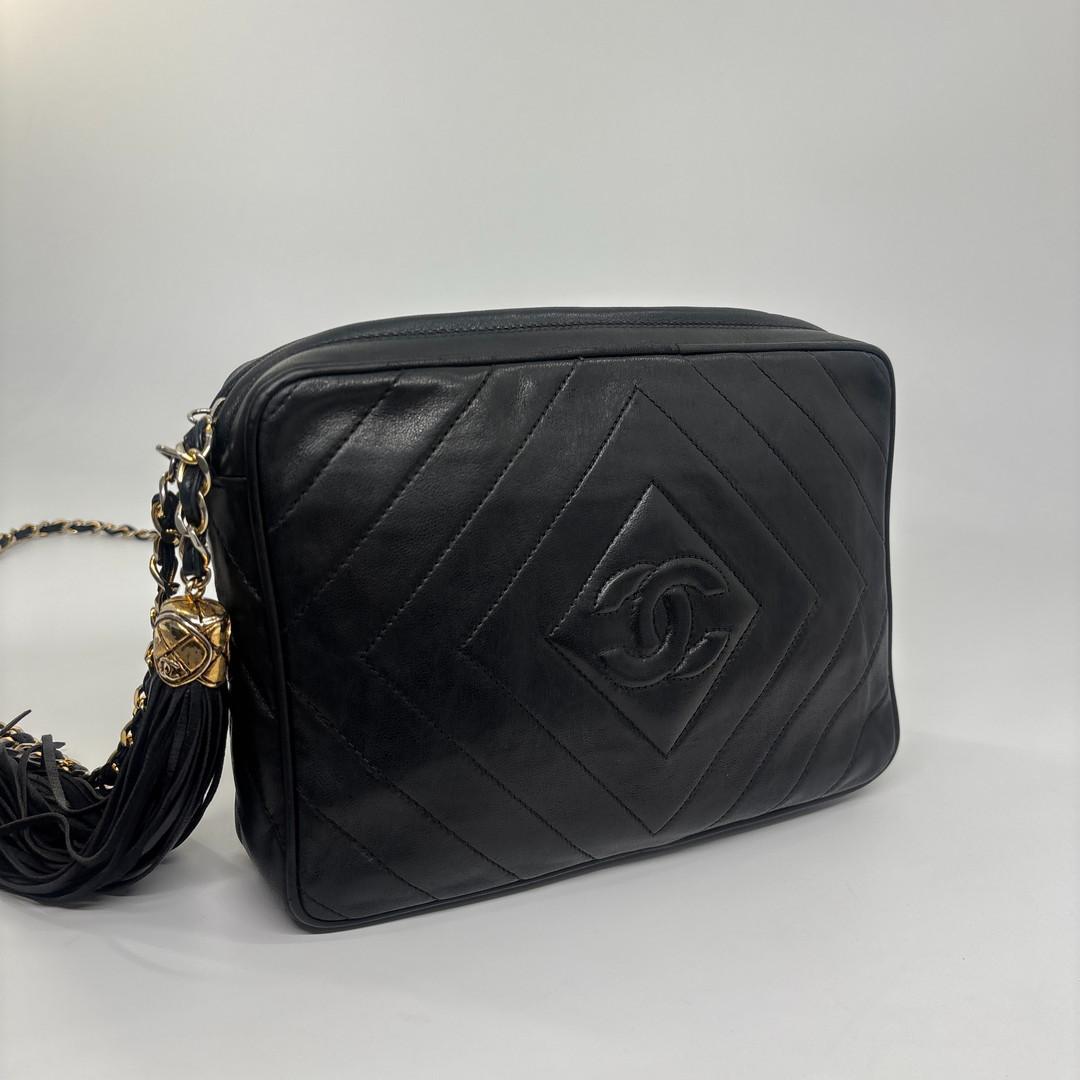 Chanel Super CC Logo Diamond Stitch Chain Shoulder Bag — view 3
