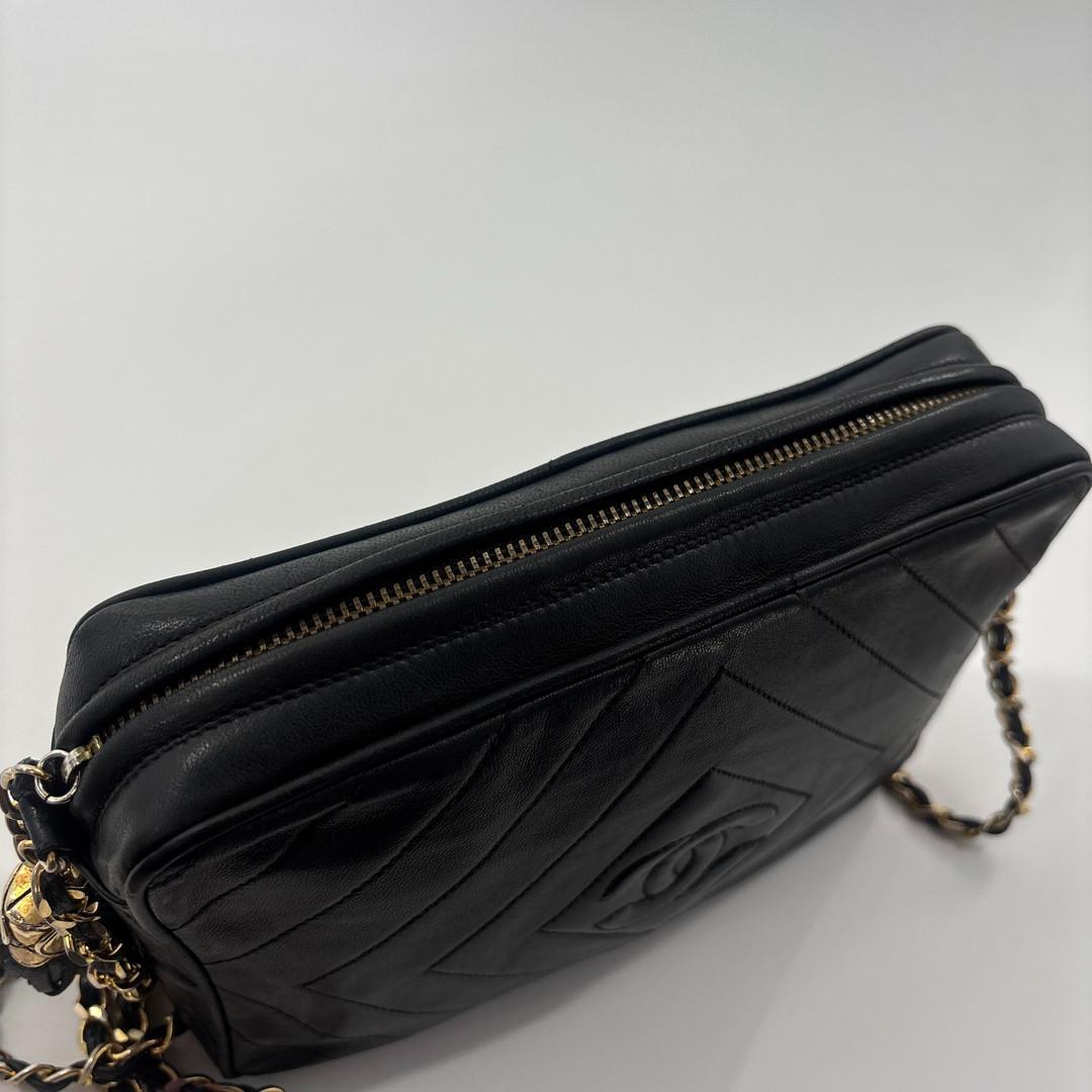 Chanel Super CC Logo Diamond Stitch Chain Shoulder Bag — view 6