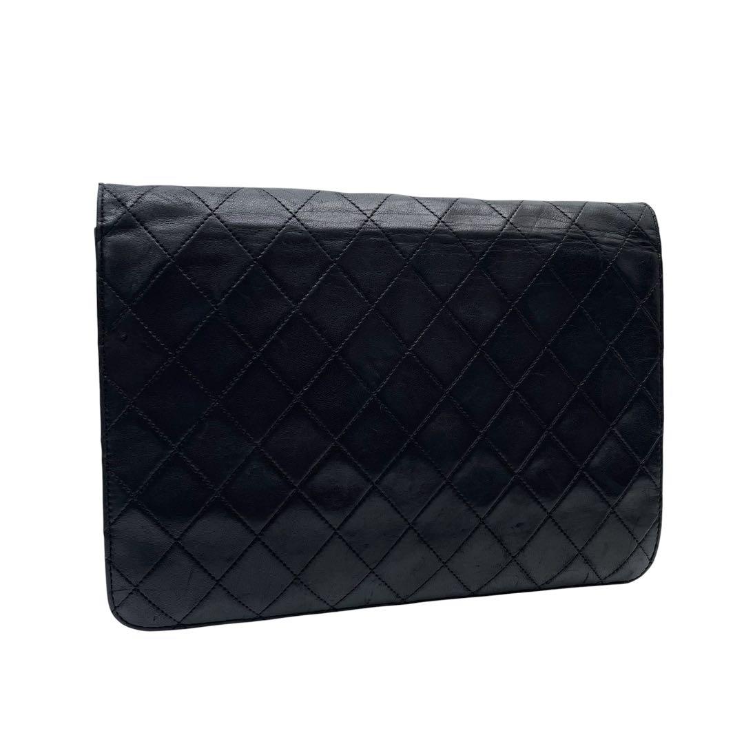 Chanel Quilted Lambskin Chain Shoulder Bag CC Logo Black — view 2