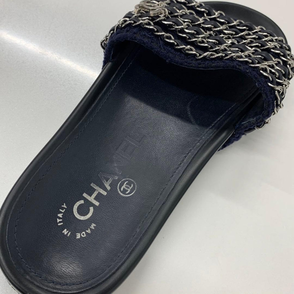 Chanel CC Logo Chain Fabric Leather Flat Sandals Navy — view 7