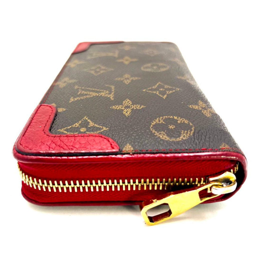 Louis Vuitton Retiro Zippy Wallet — view 9