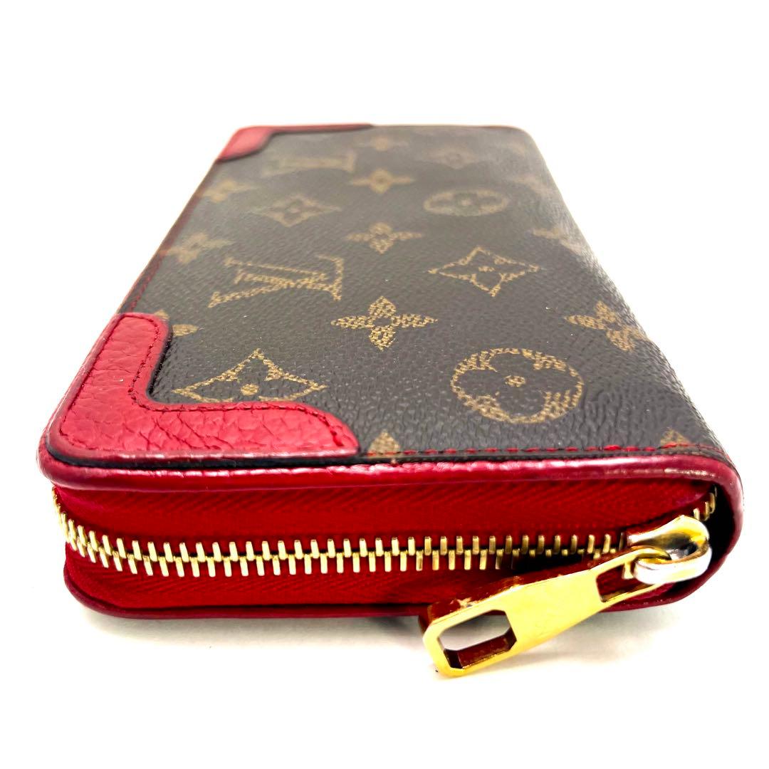 Louis Vuitton Retiro Zippy Wallet — view 9