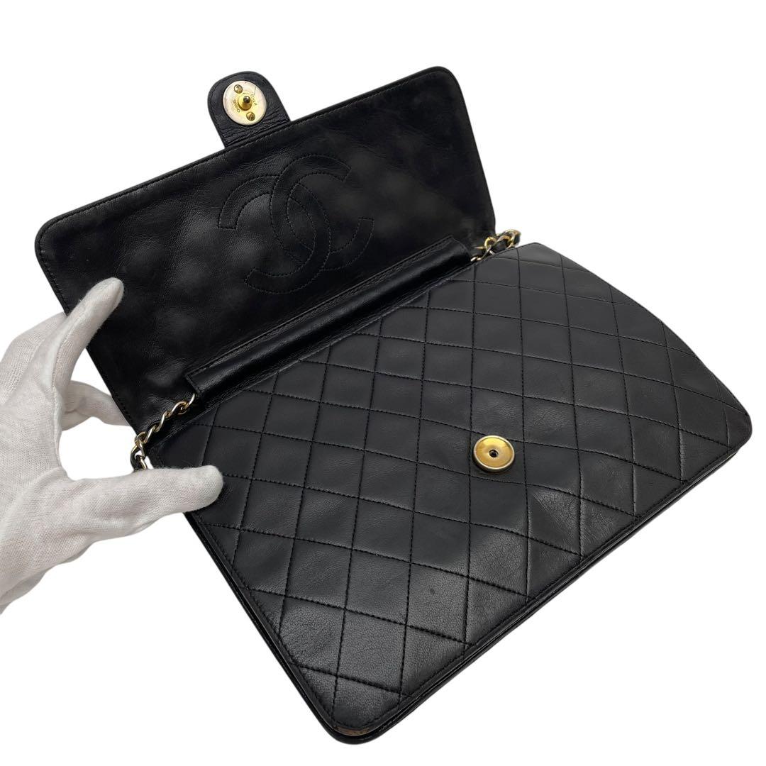 Chanel Quilted Lambskin Chain Shoulder Bag CC Logo — view 7