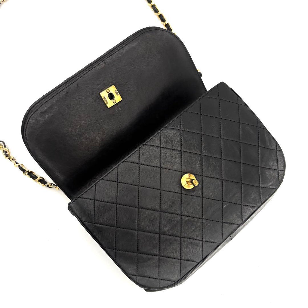 Chanel Quilted Chain Shoulder Bag Black Lambskin — view 4