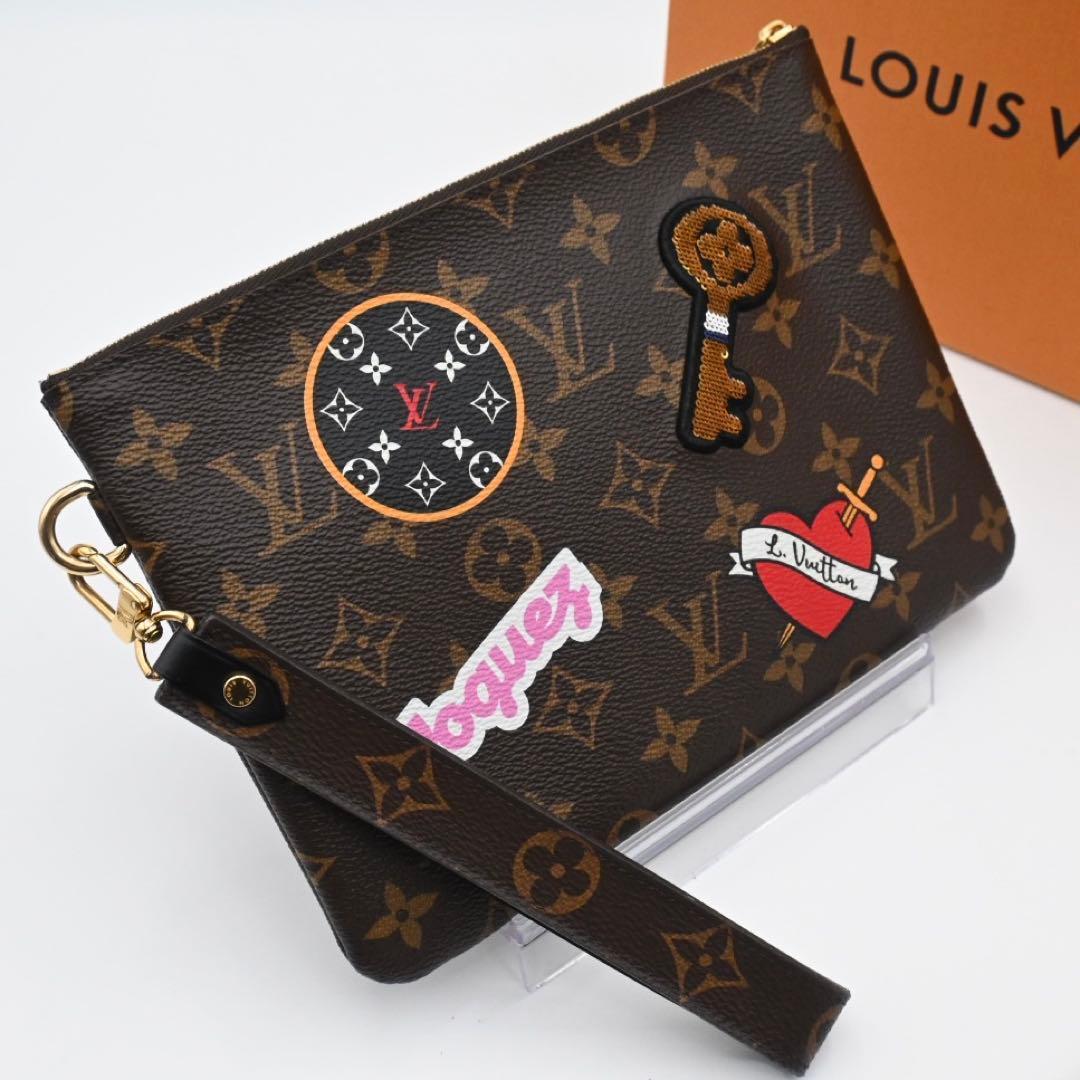 Louis Vuitton Monogram City Pouch Patches Collection Brown