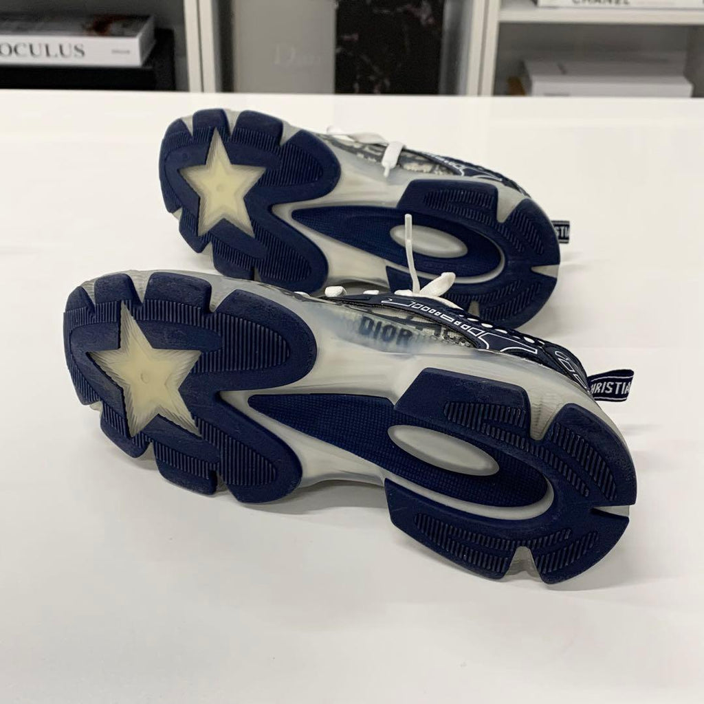 Dior Vibe Leather Rubber Sneakers — view 7
