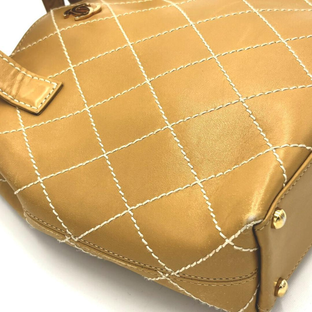 Chanel Wild Stitch Mini Tote Beige — view 6