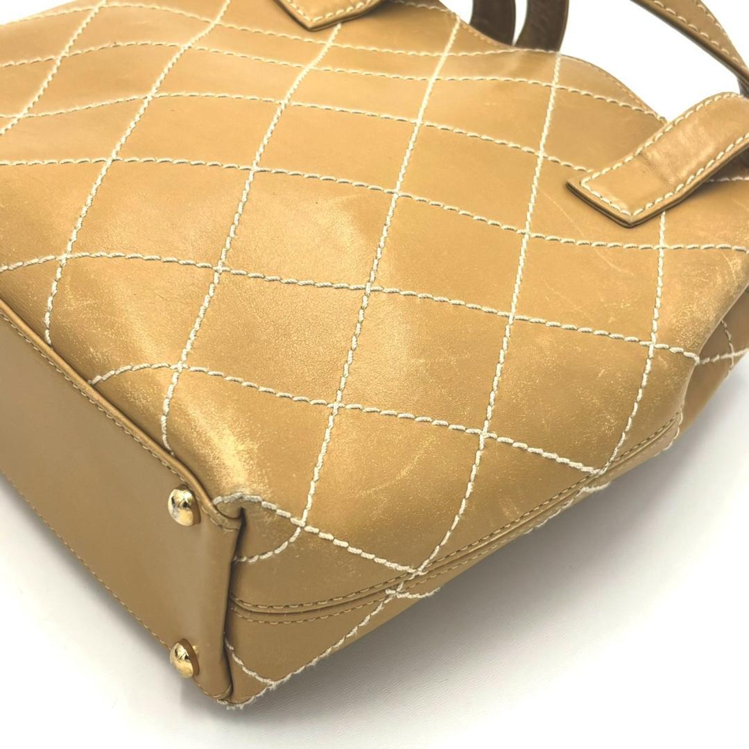 Chanel Wild Stitch Mini Tote Beige — view 7
