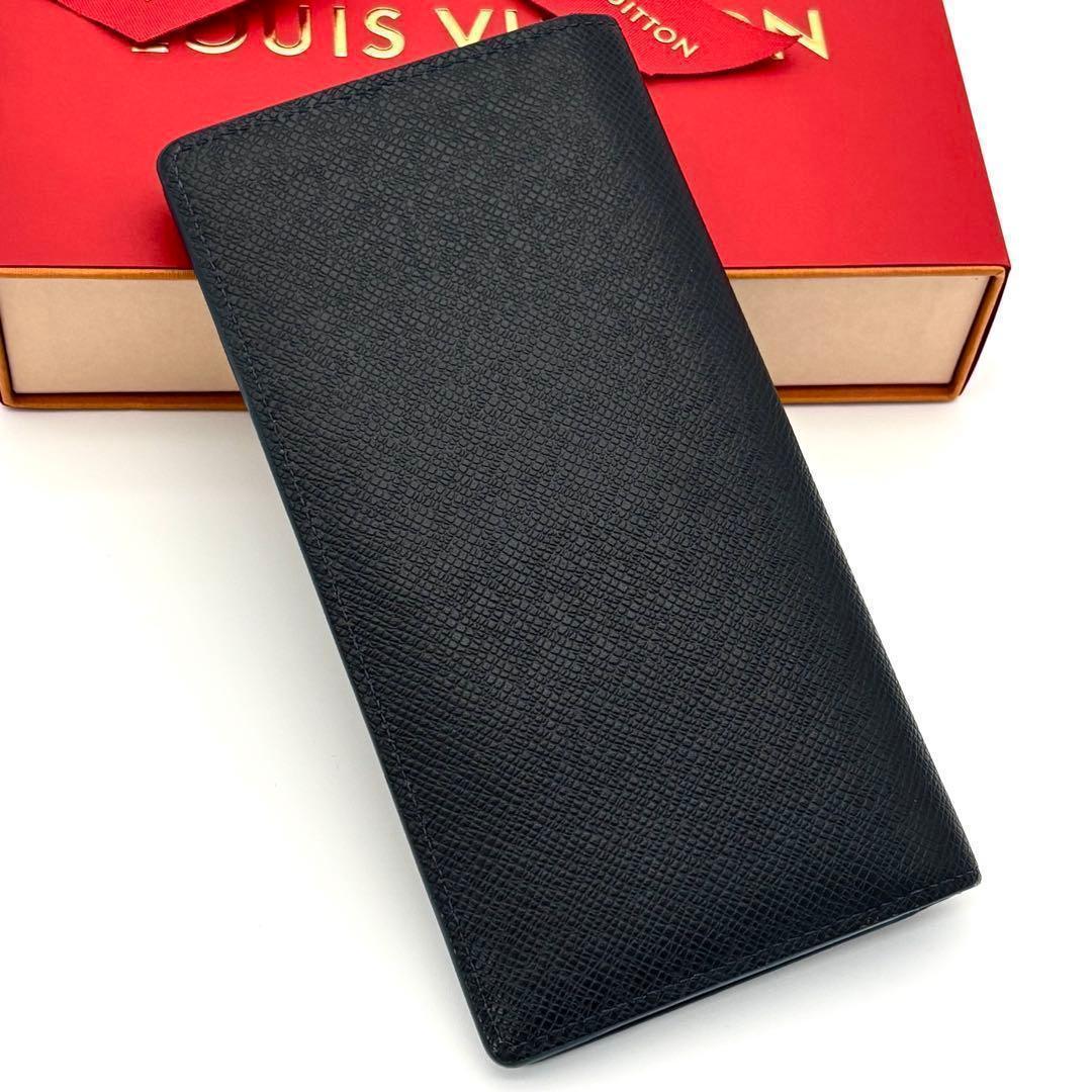 Louis Vuitton Taiga Portefeuille Brazza NM Navy Wallet