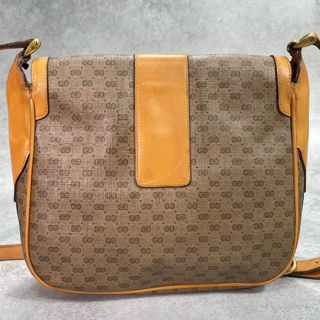 Gucci GG Shoulder Bag Brown Beige Logo Leather — view 3
