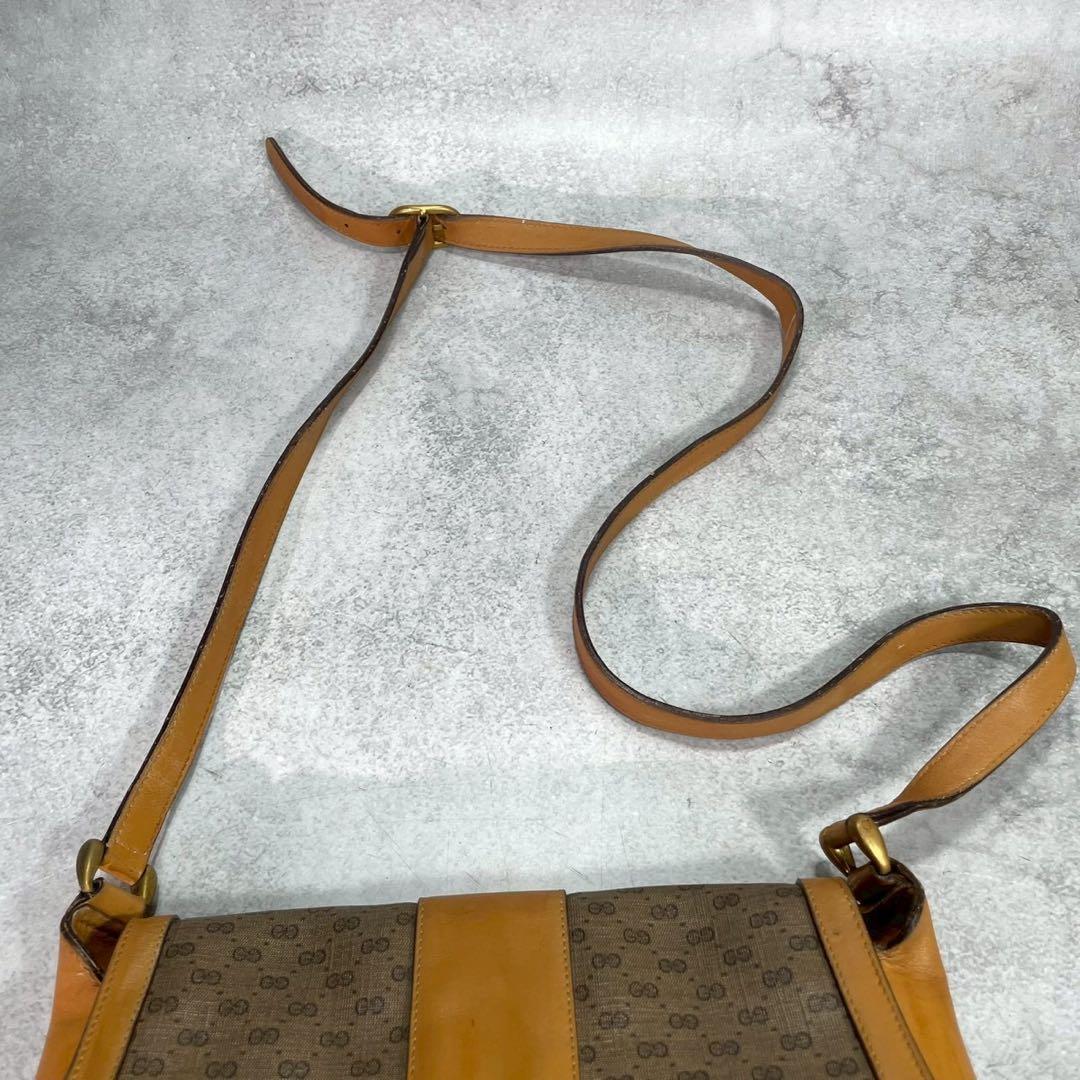 Gucci GG Shoulder Bag Brown Beige Logo Leather — view 4