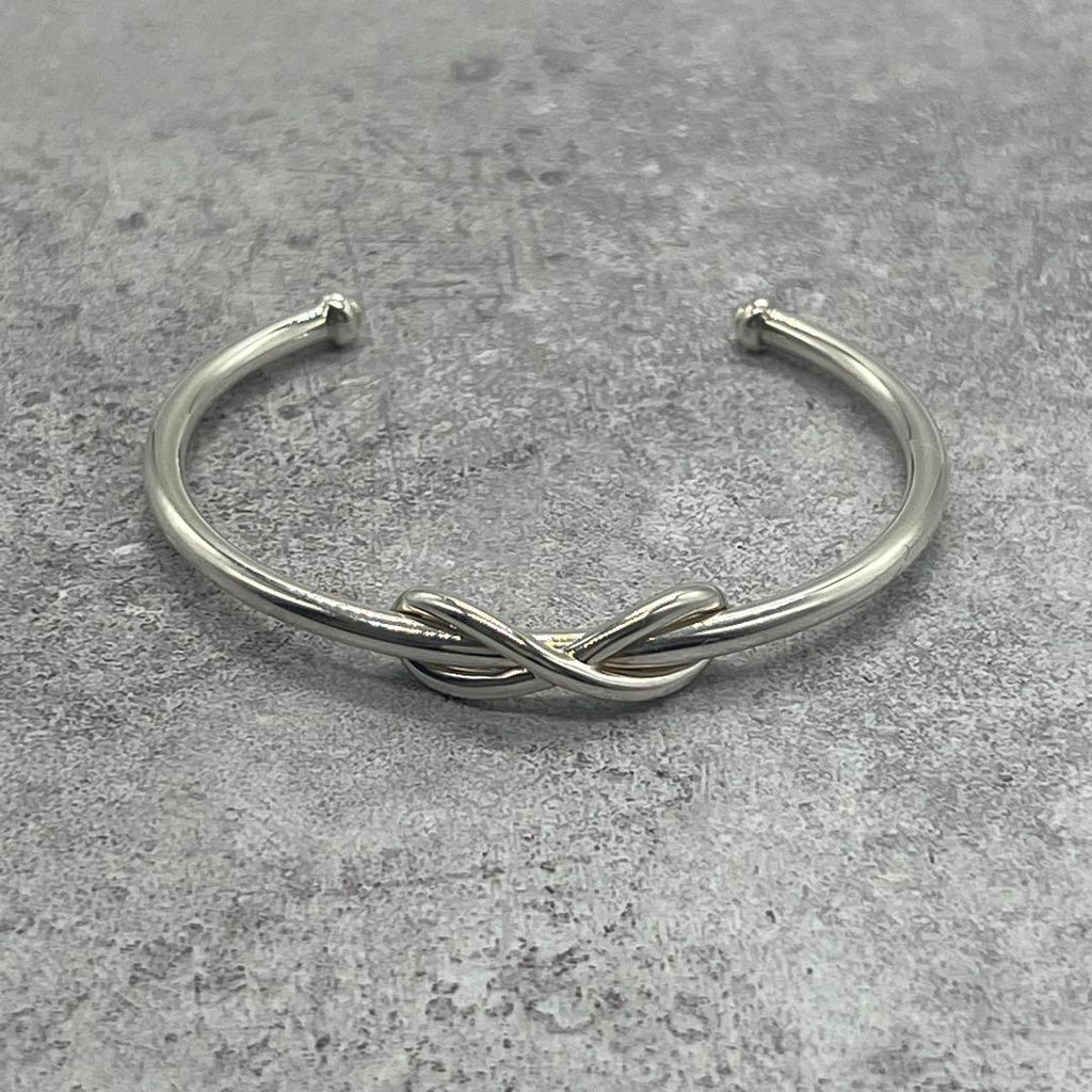 Tiffany & Co Infinity Calf Bangle Bracelet