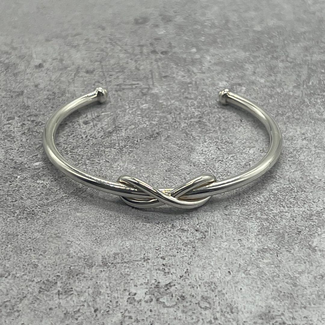 Tiffany & Co Infinity Calf Bangle Bracelet