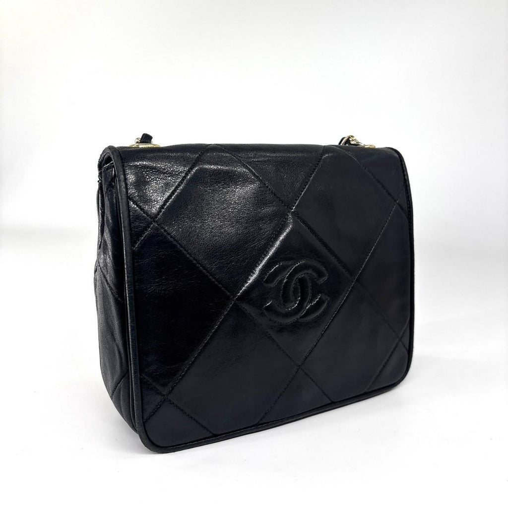 Chanel Super Quilted CC Logo Shoulder Bag Black — view 3