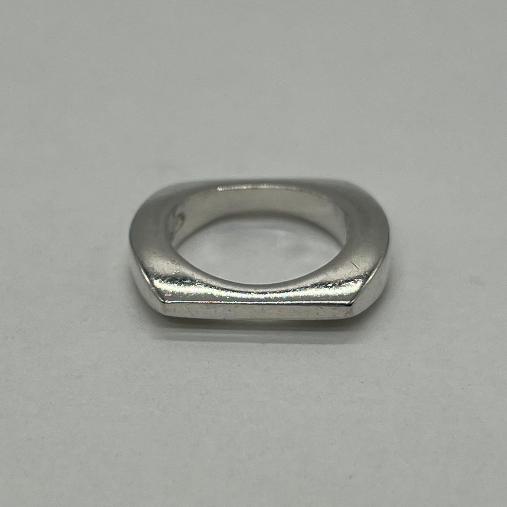 Gucci Nut Square Ring Vintage