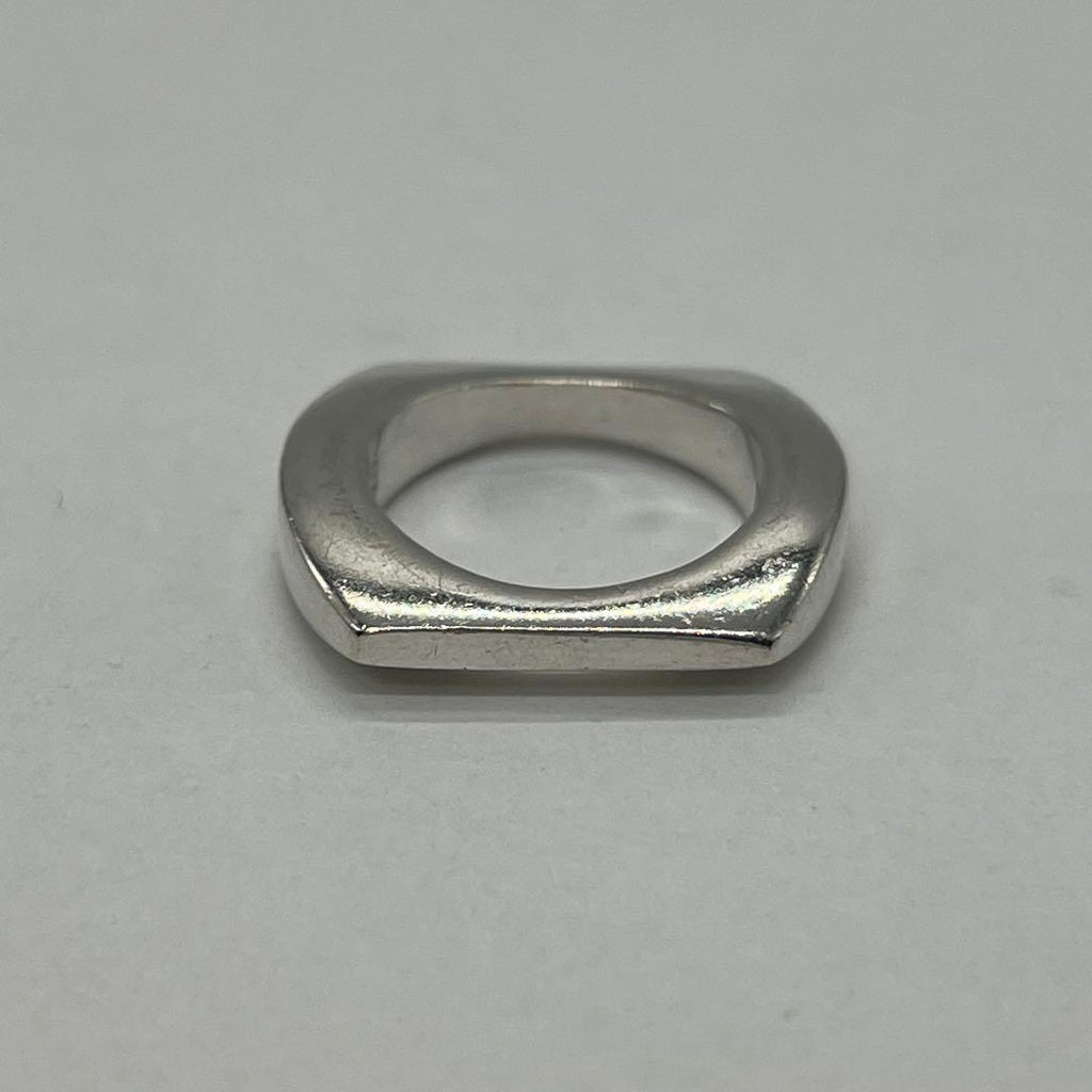 Gucci Nut Square Ring Vintage