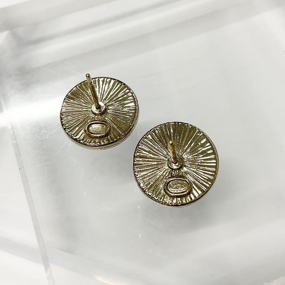 Chanel Earrings CC Logo Rhinestone Gold — view 3