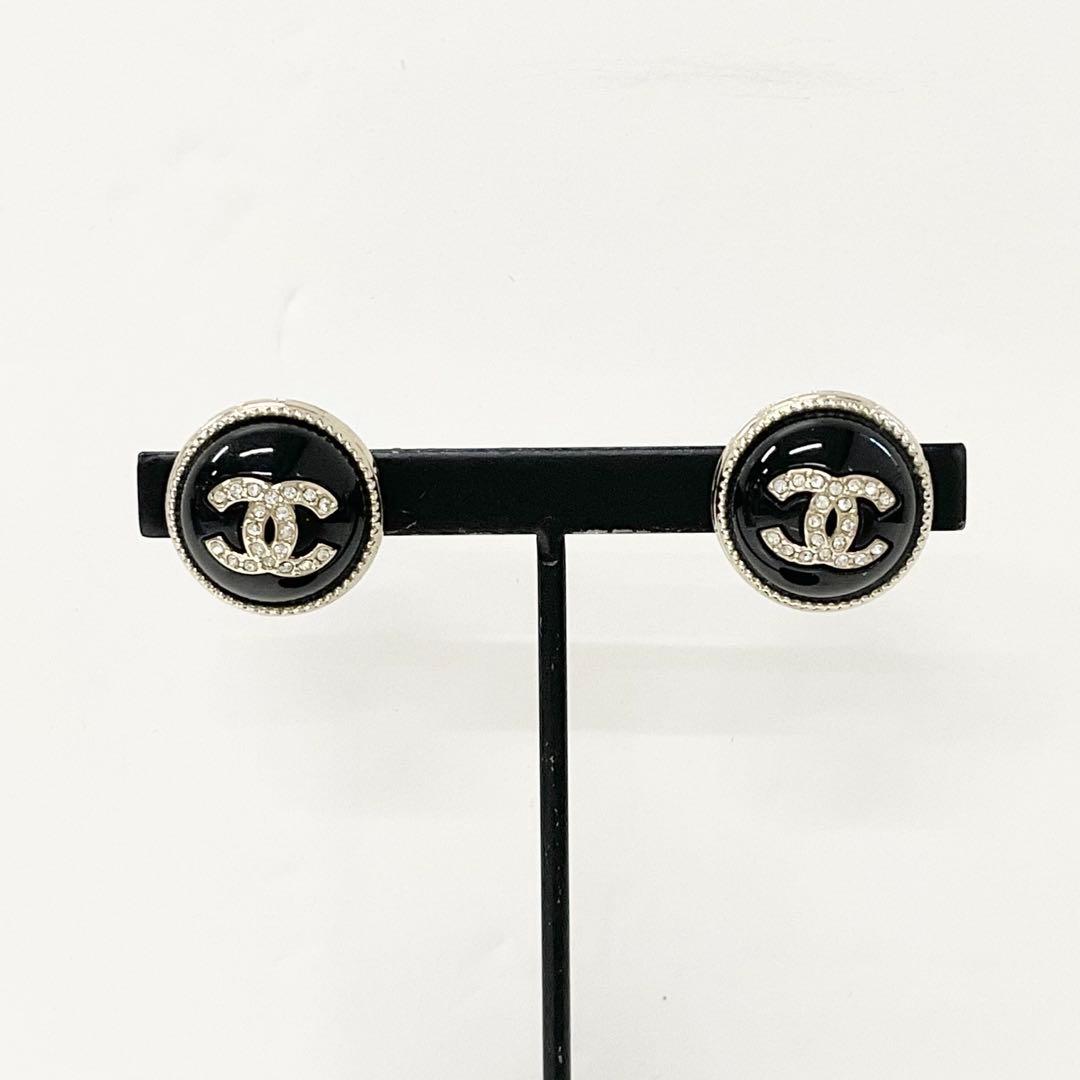 Chanel Earrings CC Logo Rhinestone Gold — view 6