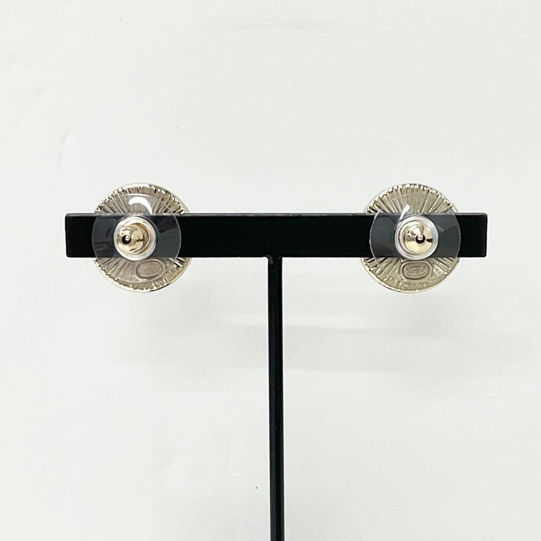 Chanel Earrings CC Logo Rhinestone Gold — view 8