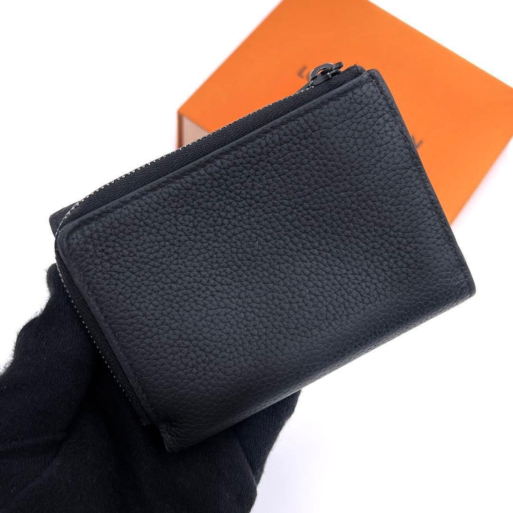Louis Vuitton Aerogram Portefeuille Pilot Trifold Wallet Black — view 2