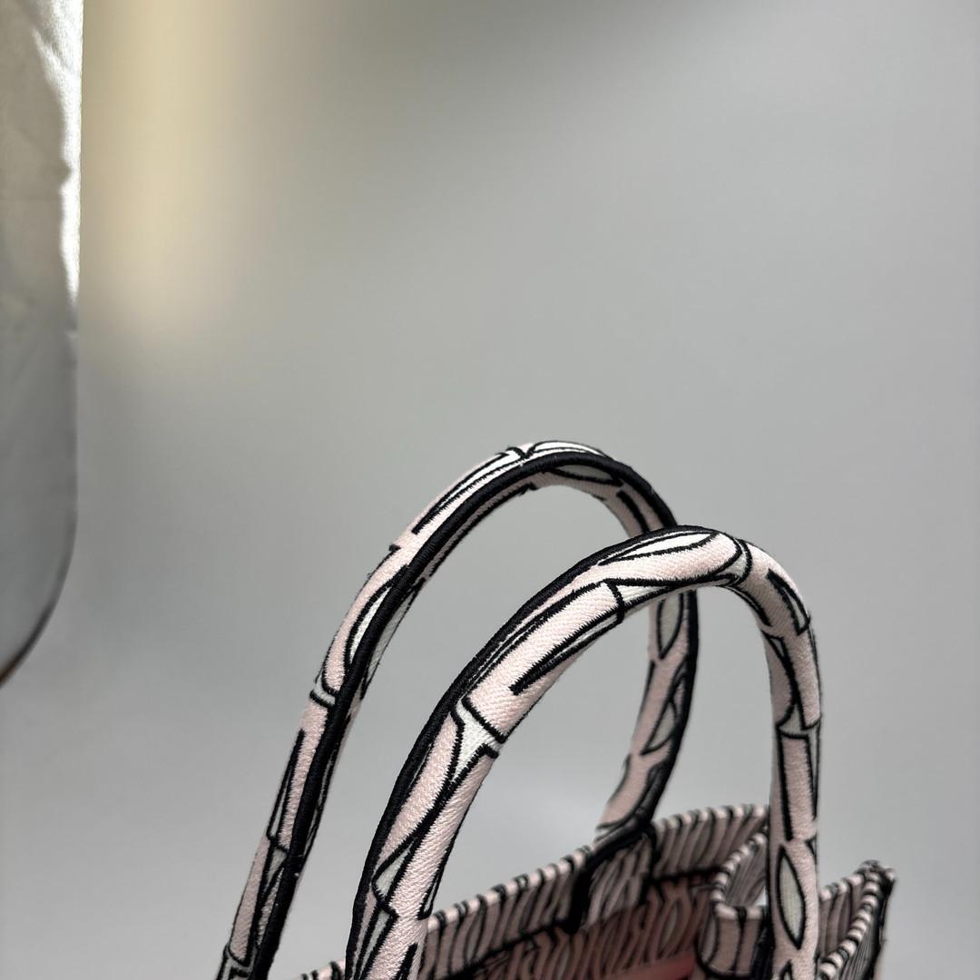 Dior Book Tote Pink — view 6