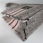 Dior Book Tote Pink — view 7