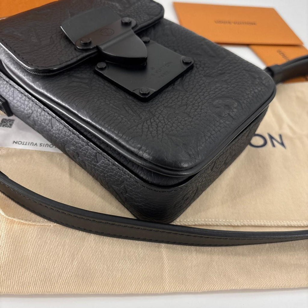 Louis Vuitton Super Monogram Taurillon S Rock Shoulder Bag Black — view 7