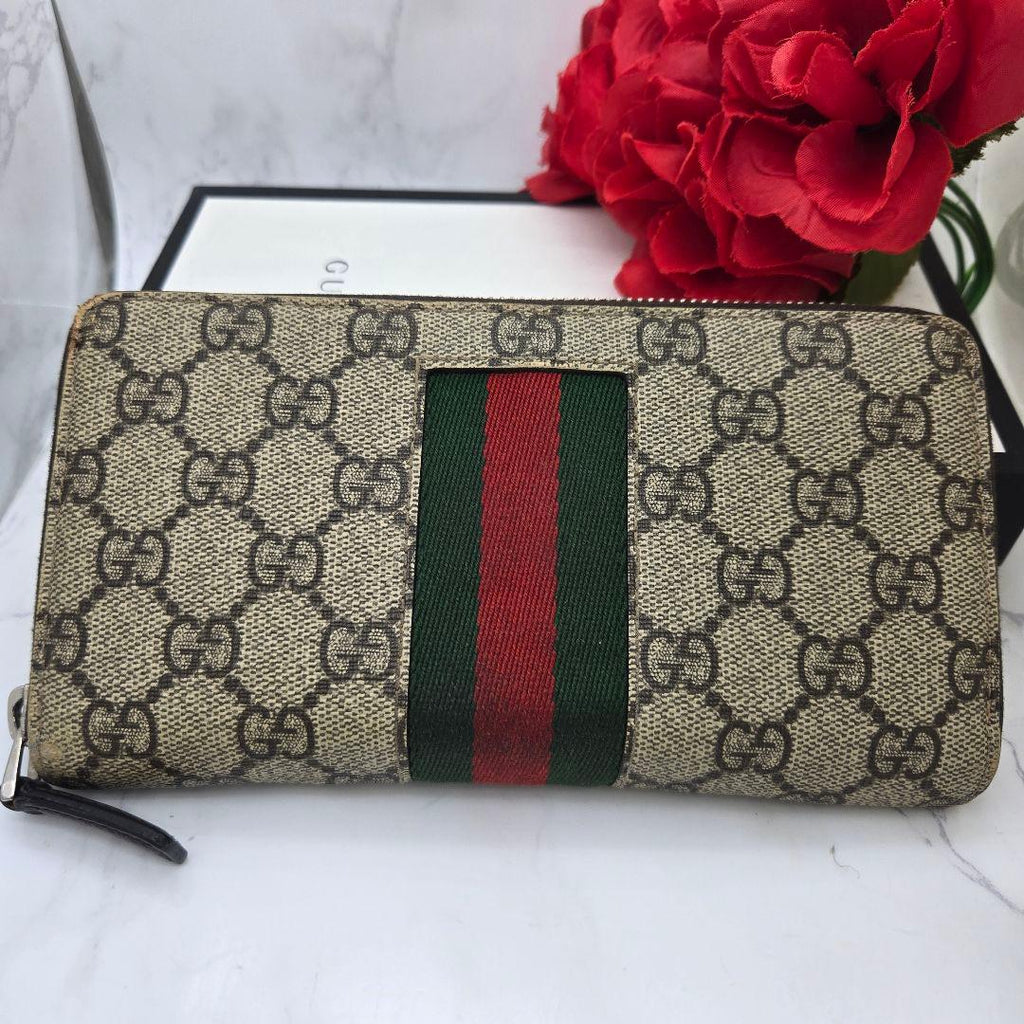 Gucci Wallet Sherry Line GG Supreme
