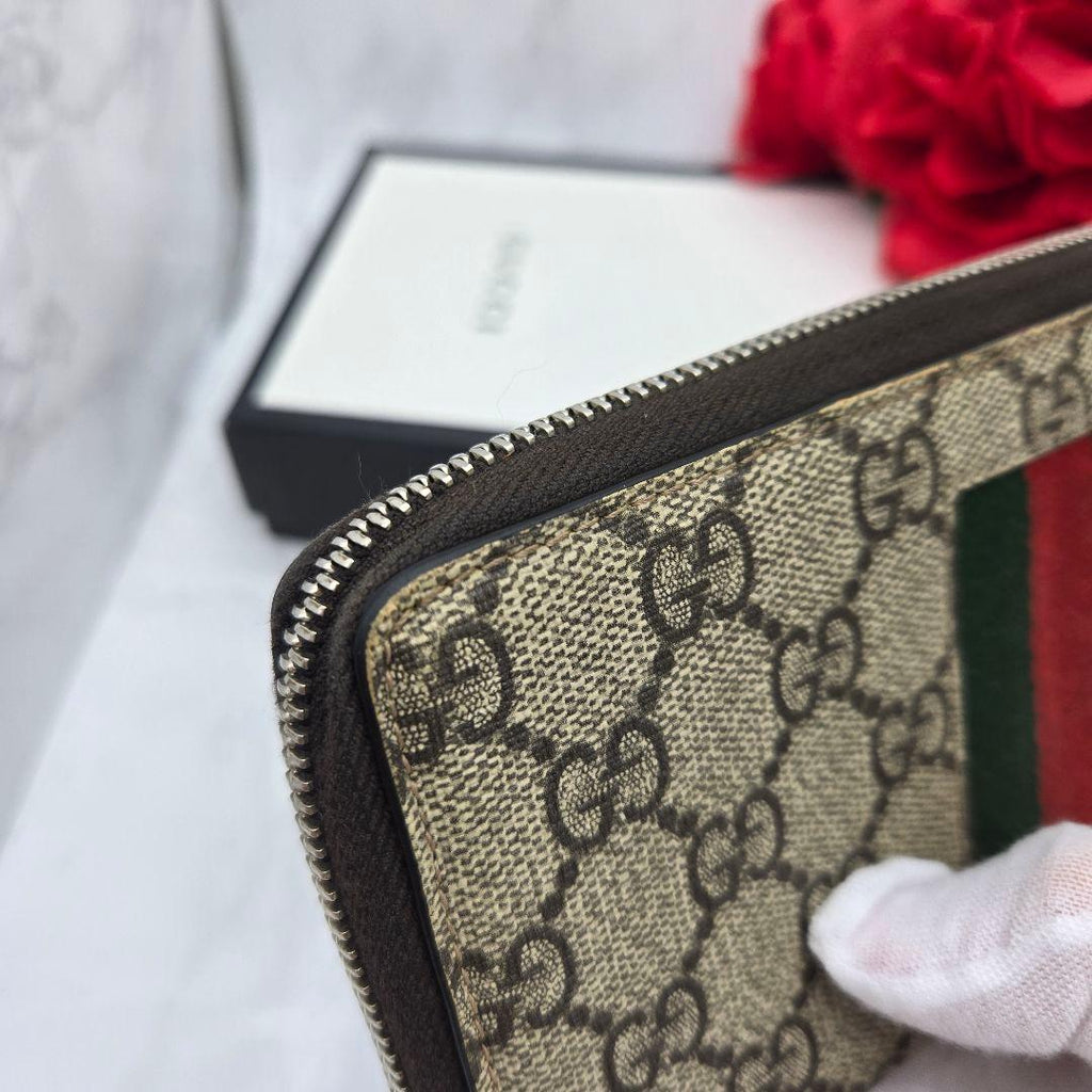 Gucci Wallet Sherry Line GG Supreme — view 6