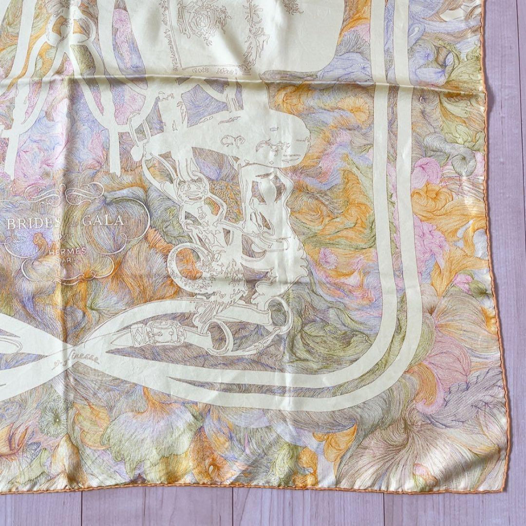Hermes Scarf Carre 90 Brides de Gala en Finesse — view 5