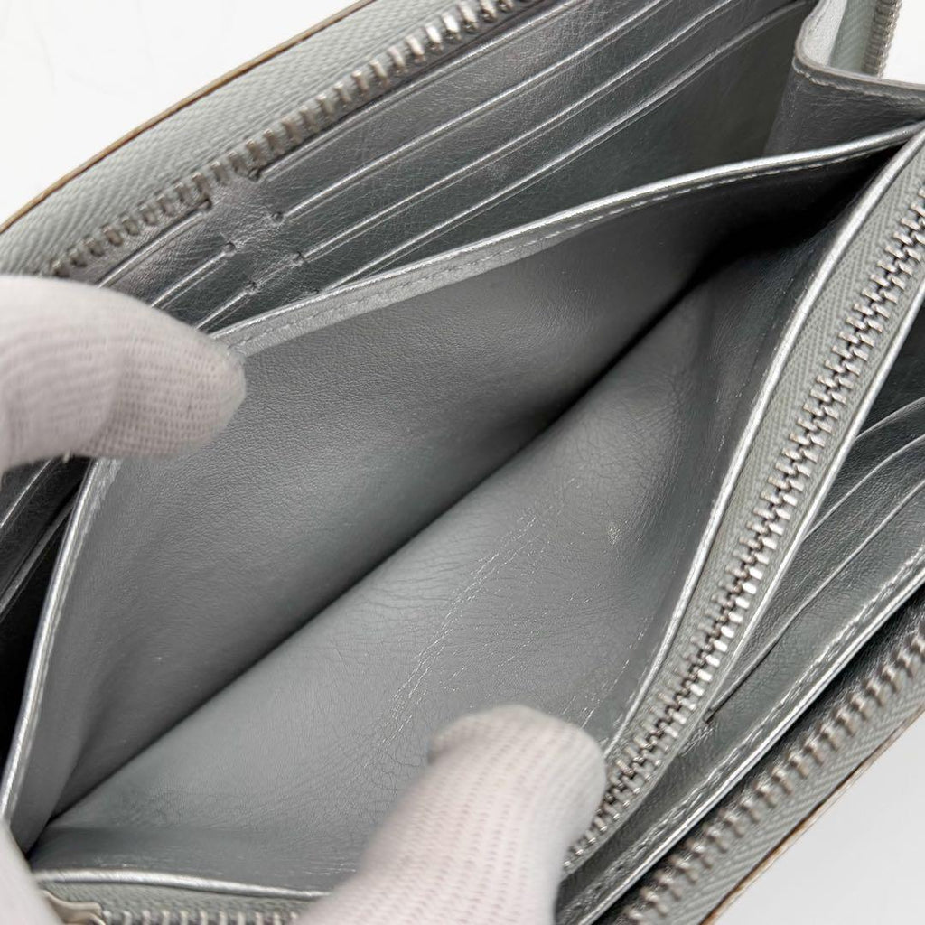 Louis Vuitton Limited Edition Zippy Wallet Suhali Silver Round — view 8