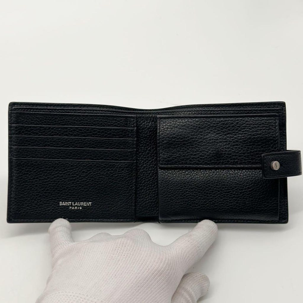 Saint Laurent Slightly Sac de Jour Bifold Compact Wallet — view 8