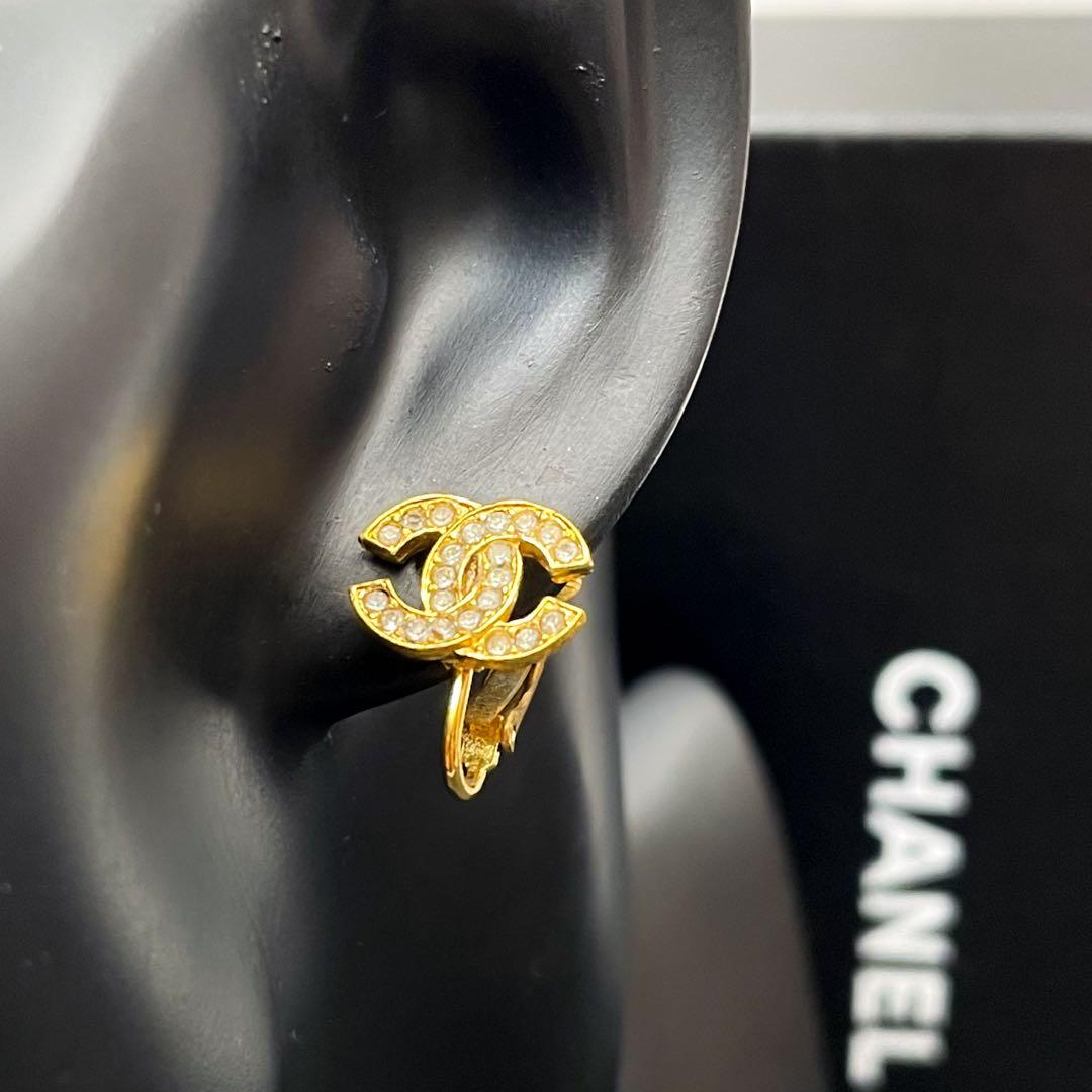 Chanel CC Logo Earrings Rhinestone Icon Gold — view 8