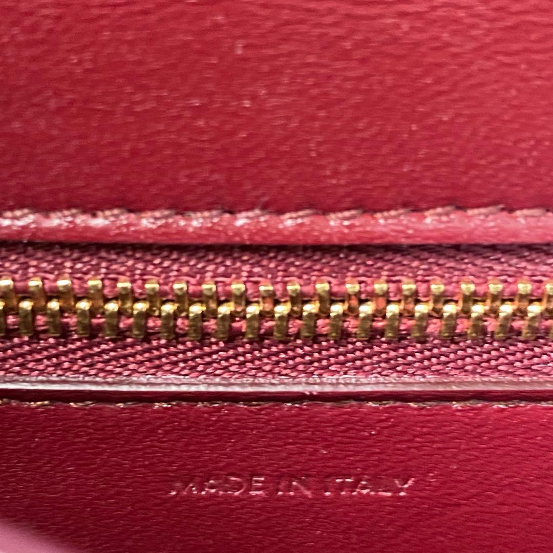 Celine Classic Box Shoulder Bag — view 8
