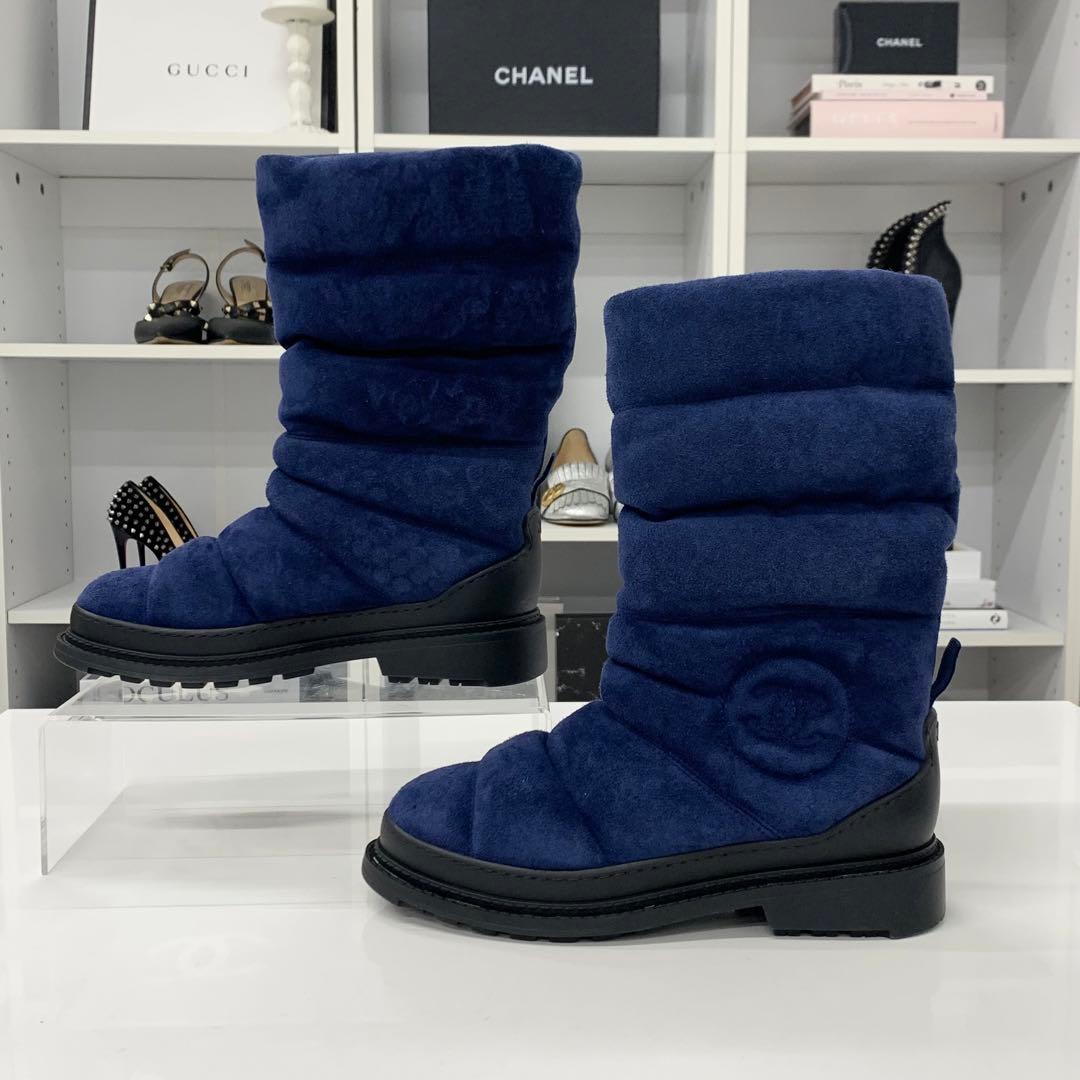 Chanel Coco Mark Suede Snow Boots Navy — view 2
