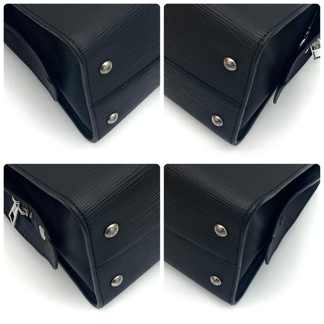 Louis Vuitton Epi Vano MM Noir Black Shoulder Handbag — view 8