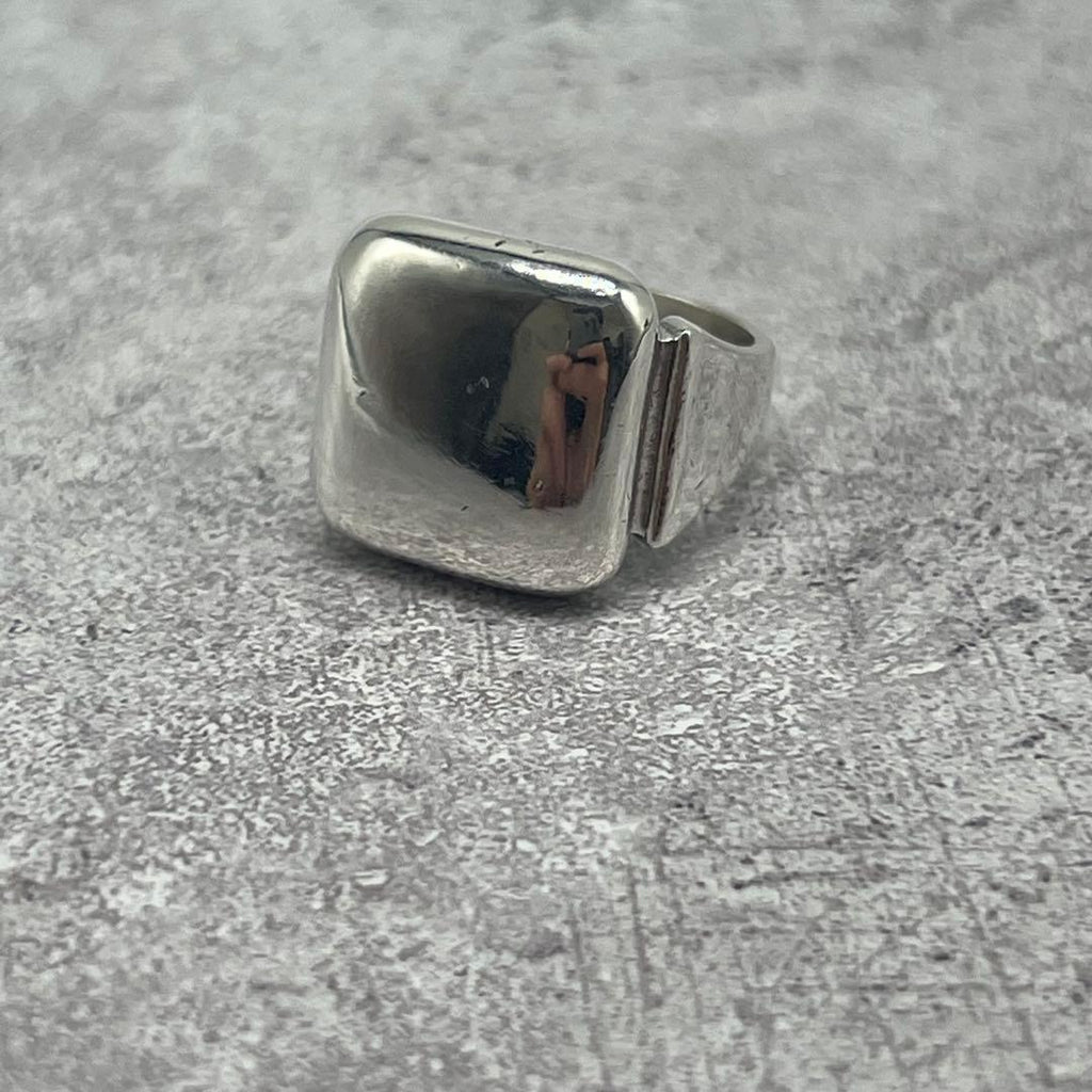 Bottega Veneta Signet Ring Silver