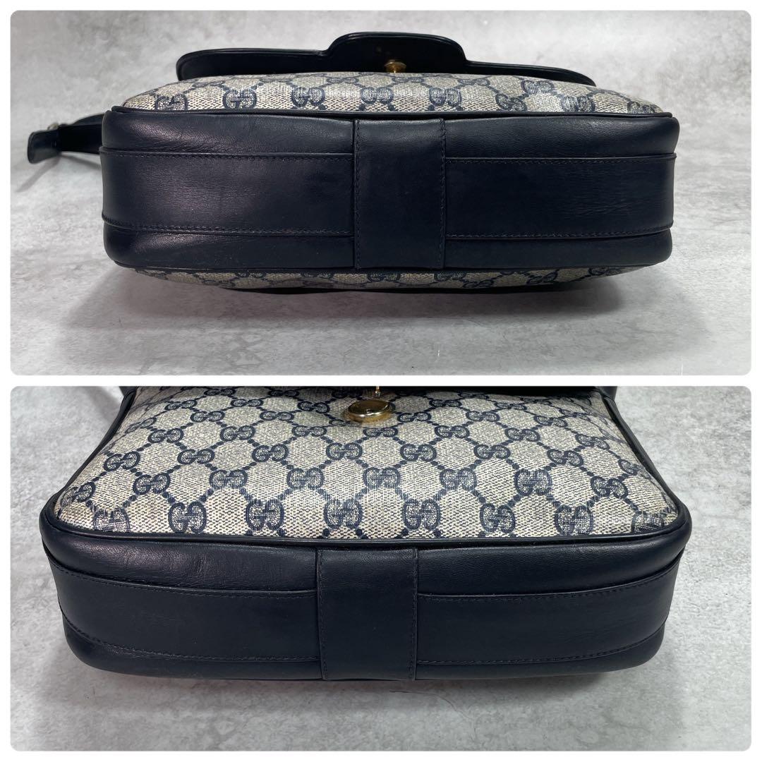 Gucci GG Shoulder Bag Navy Beige Logo Leather — view 8