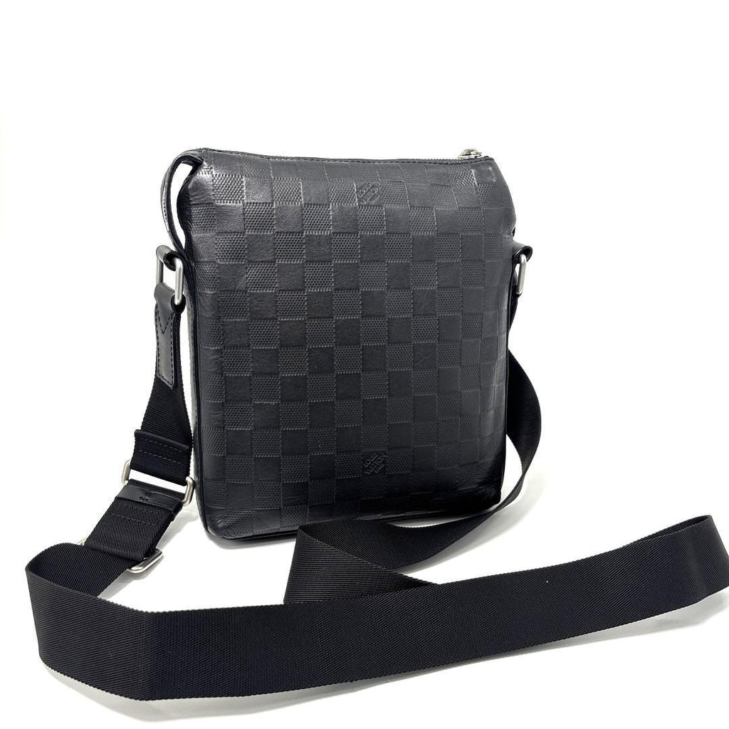 Louis Vuitton Damier Infini Messenger BB Shoulder Bag — view 4