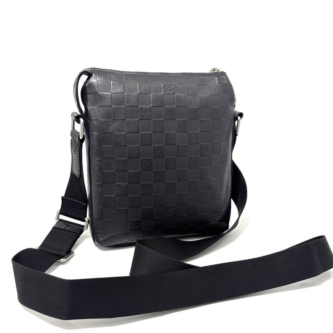 Louis Vuitton Damier Infini Messenger BB Shoulder Bag — view 4