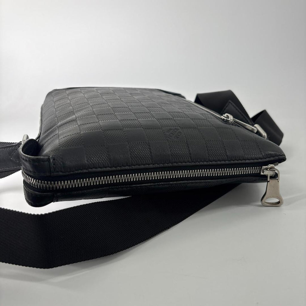Louis Vuitton Damier Infini Messenger BB Shoulder Bag — view 5