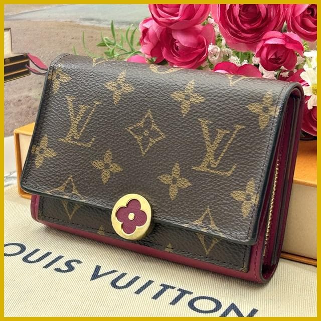 Louis Vuitton Monogram Portefeuille Flor Compact Wallet