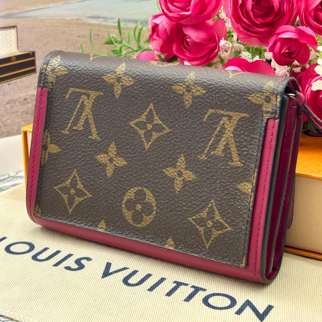 Louis Vuitton Monogram Portefeuille Flor Compact Wallet — view 2