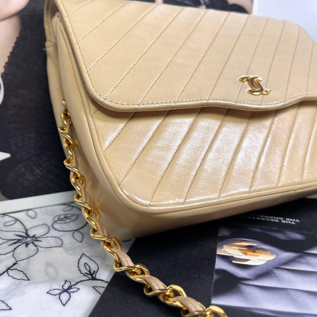 Chanel Vintage Chain Shoulder Beige — view 4