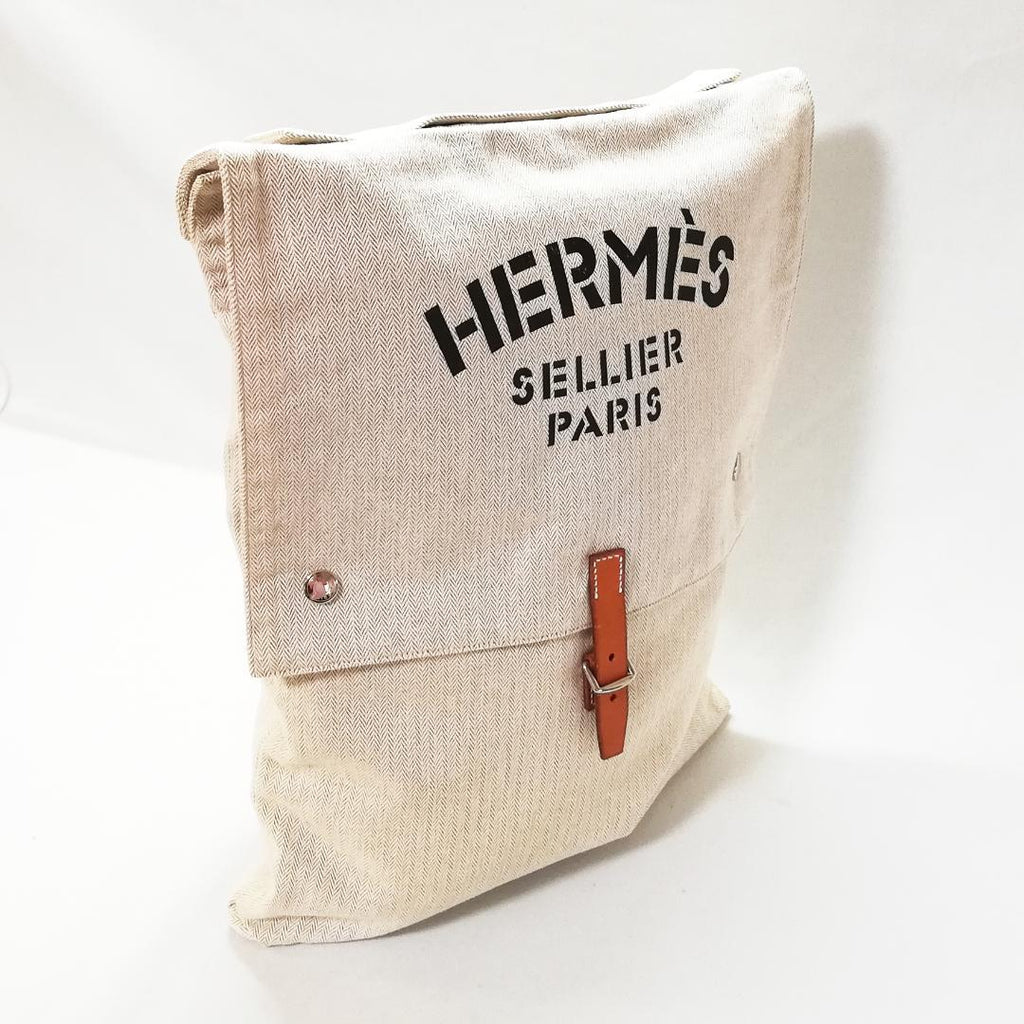 Hermes Baggage Clutch Handbag — view 2