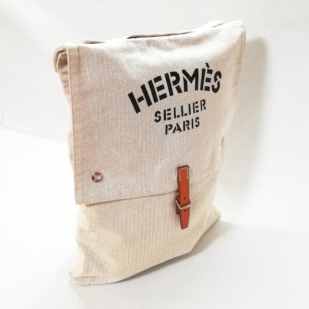 Hermes Baggage Clutch Handbag — view 2