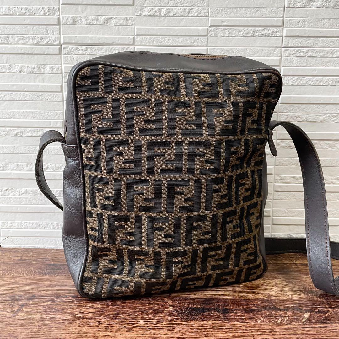 Fendi Canvas Leather Zucca Pattern Shoulder Bag Brown — view 2